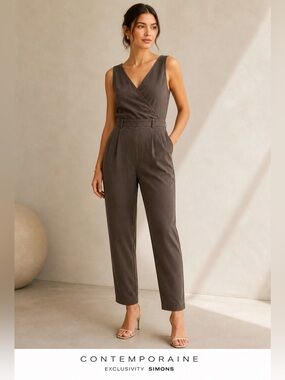 Simons Sleeveless V-Neck Taupe Jumpsuit